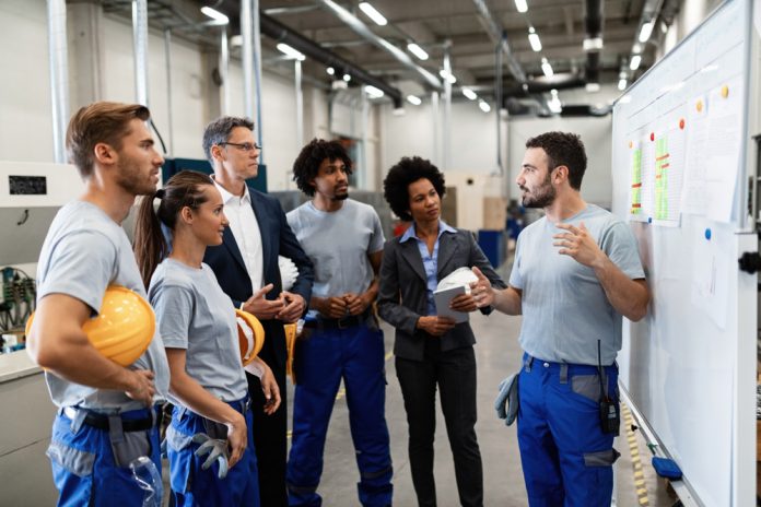 7 Tips for Recruiting and Retaining Warehouse Workers - training magazine