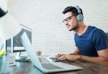 10 Key Questions About Micro-Credentials 10 Key Questions About Micro-Credentials