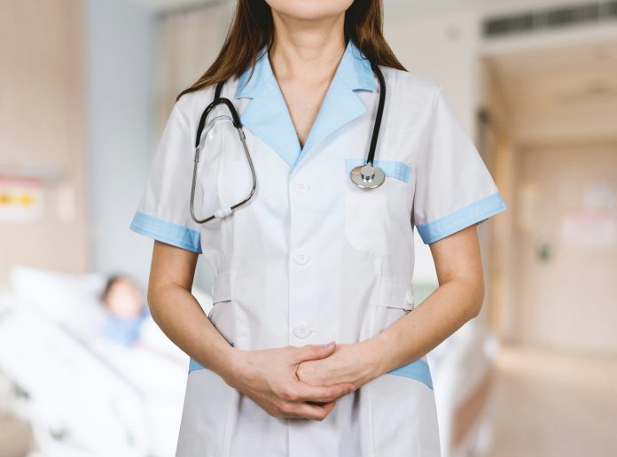 jeshoots-com-l0j0DHVWcIE-unsplash Picture of a nurse