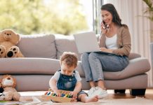 How Leaders Can Help Working Moms Stay Energized and Engaged