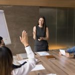 What,Is,Your,Opinion.,Friendly,Female,Business,Trainer,Teacher,Ask