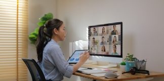 Happy,Smile,Asia,Young,Talent,Woman,Learn,Mba,College,Class