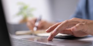 Businessman,Operate,On,The,Table,Being,Checking,Data,Office,Desk