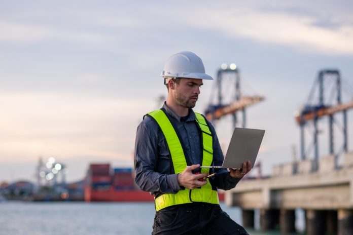 Industrial,Engineer,Workers,Operations,Marine,Port,Cranes,Loading,And,Unloading Industrial,Engineer,Workers,Operations,Marine,Port,Cranes,Loading,And,Unloading